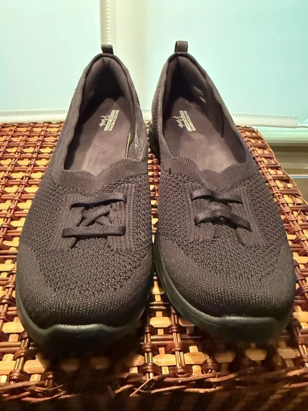 Skechers Stretch Fit Plush Memory Foam Slip On Sz. 11 Black style #137045
